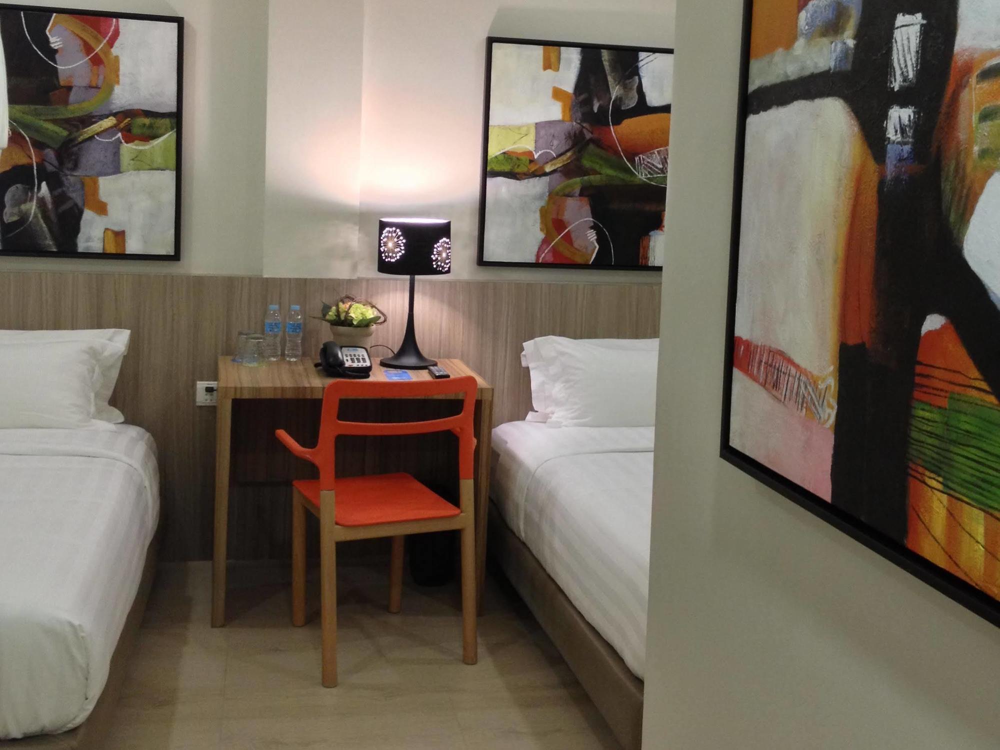 Z Pad Residences Tacloban Exterior photo
